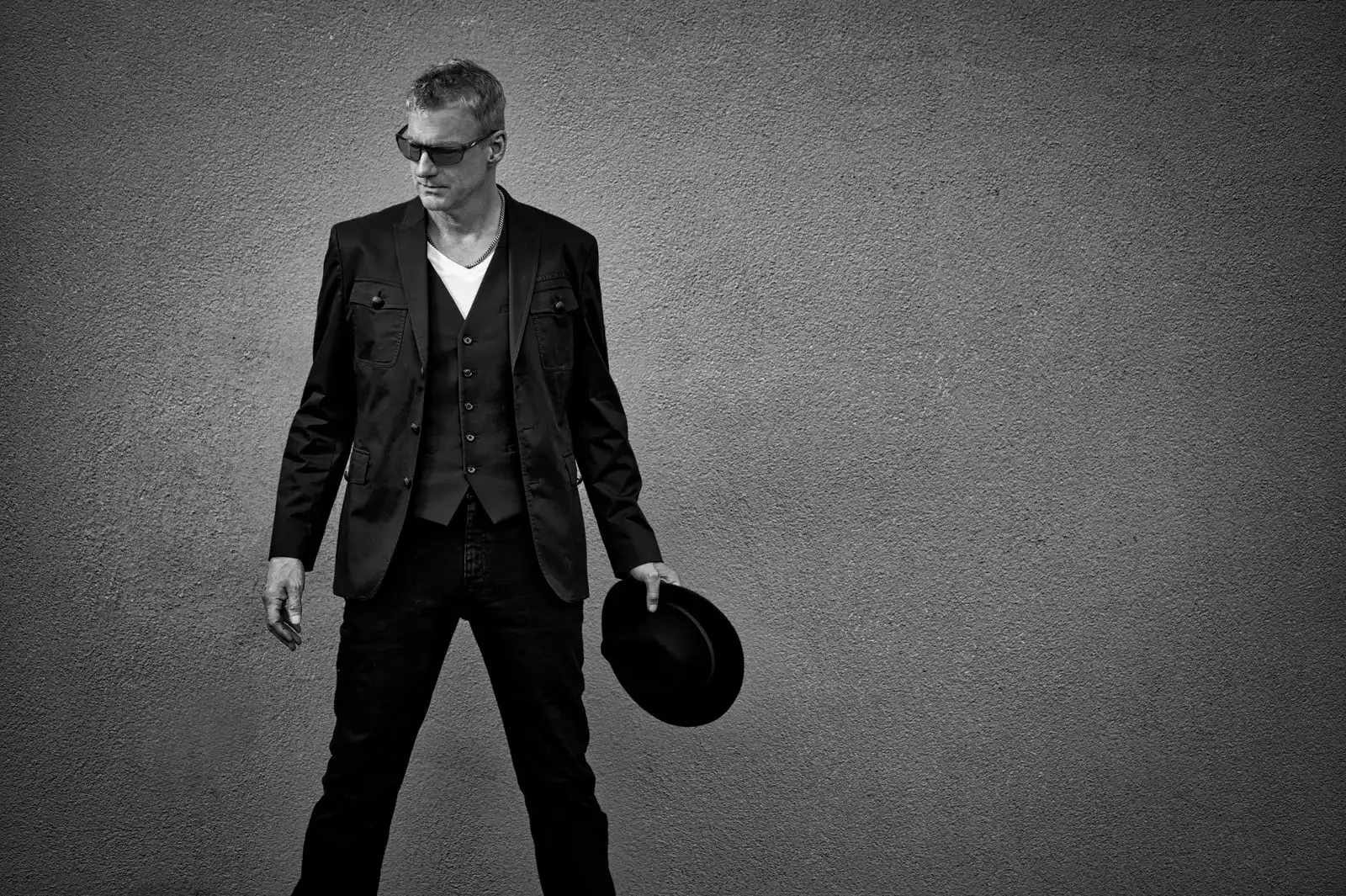 Eliot Lewis